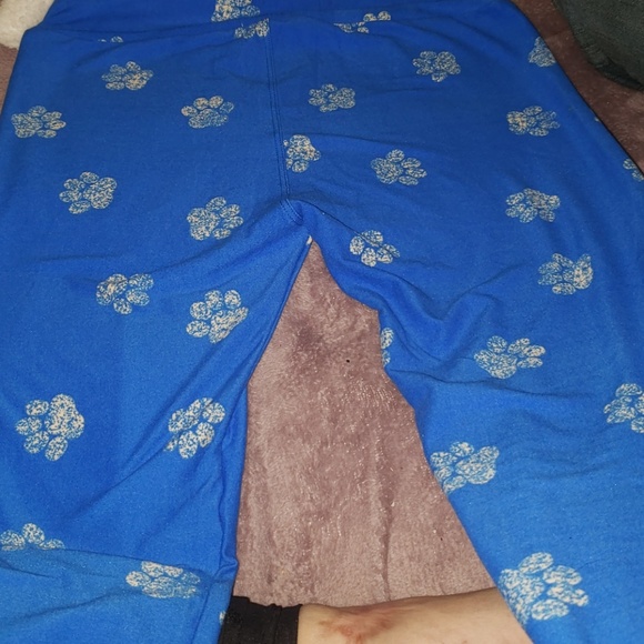 Lularoe os leggings vintage paw prints - Picture 3 of 3